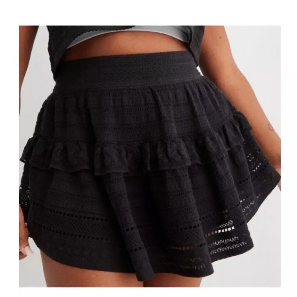 Nwt black Aerie  tiered‎ ruffle skirt nwt